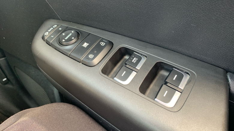 Kia Sportage 1.6 GDi ISG 2 5dr Petrol Estate